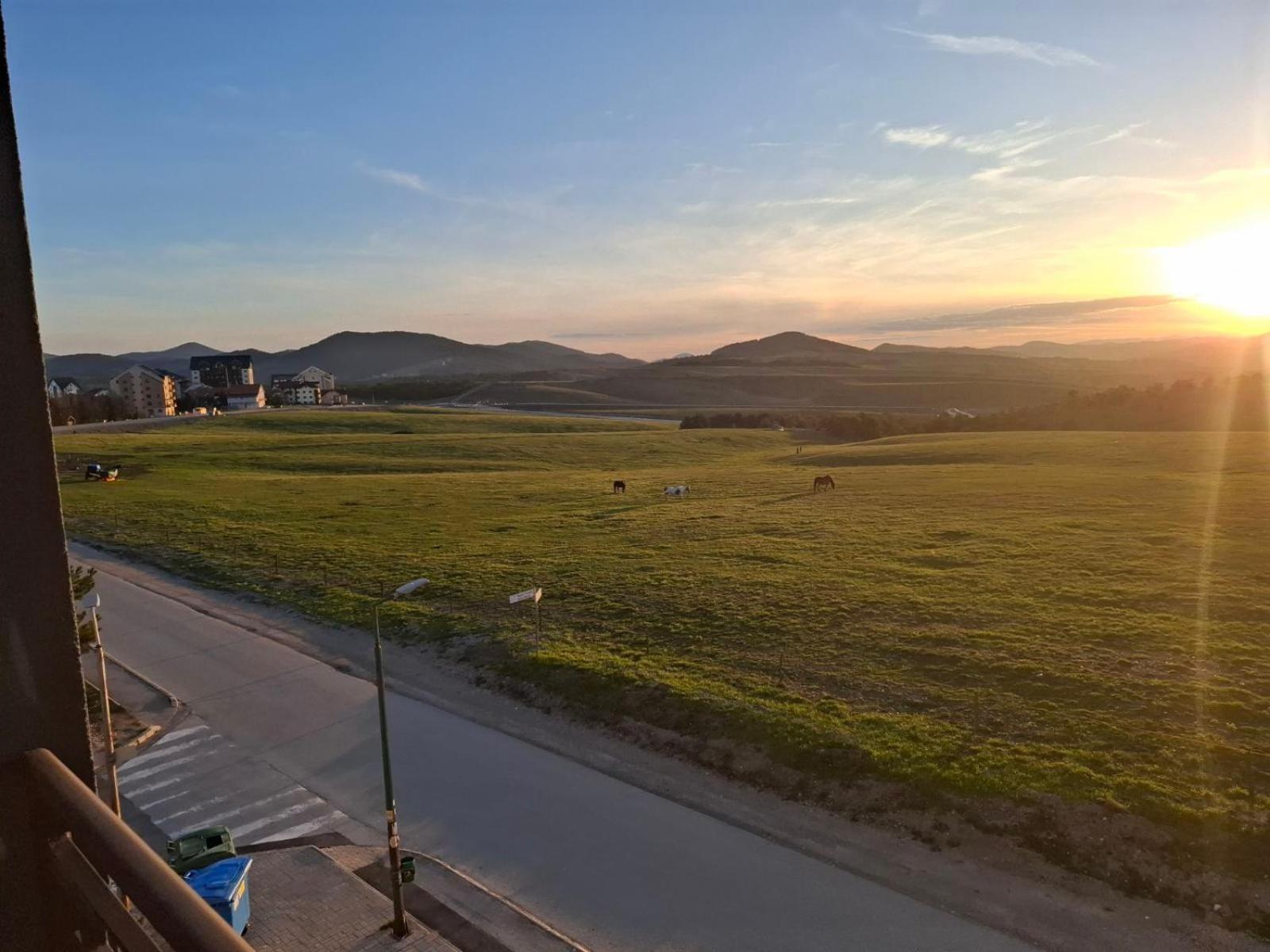 Heli Zlatibor Aparthotel Buitenkant foto
